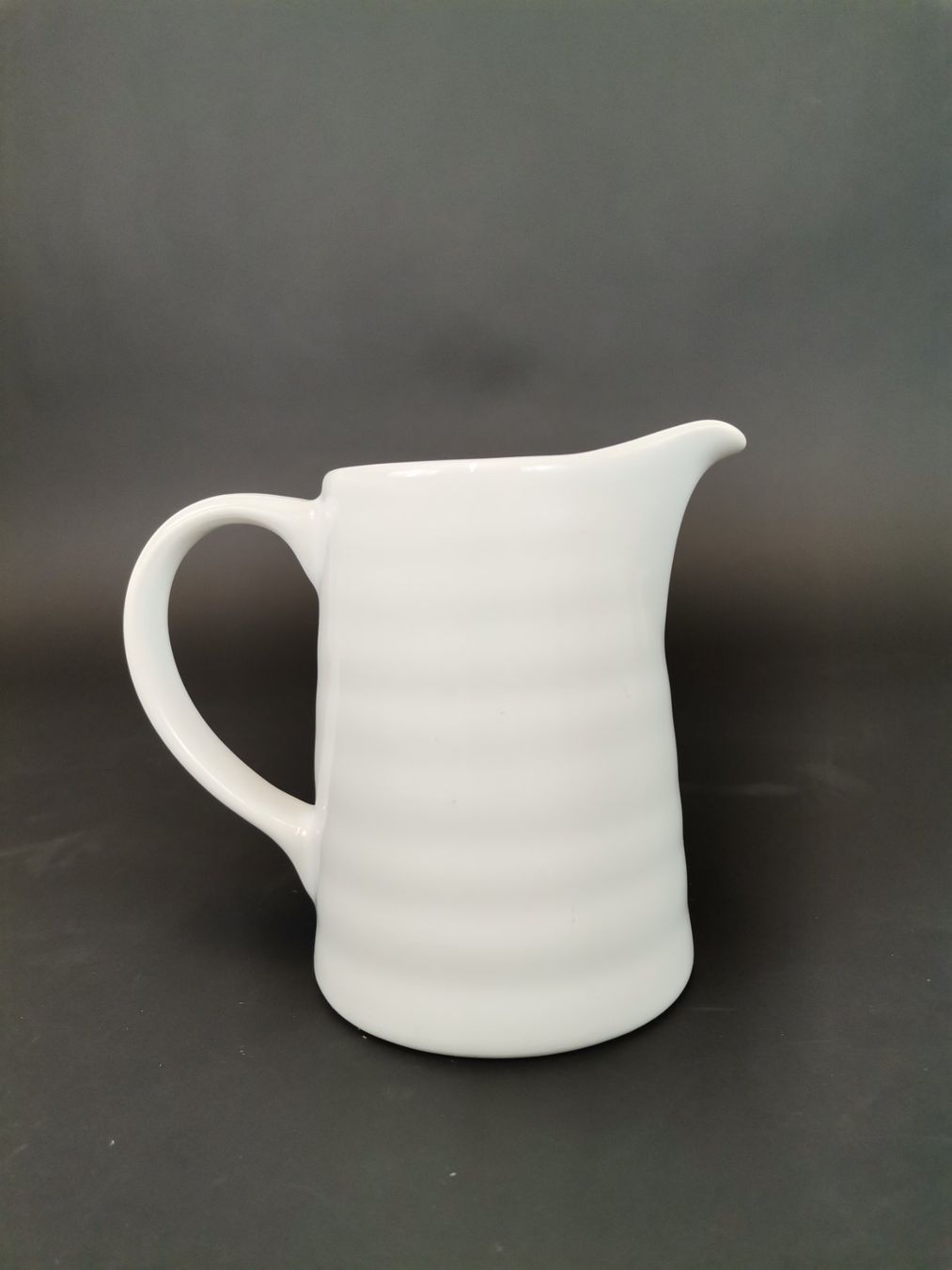 Ikea Caraffe: IKEA weisses Milchkännchen ca. 0.4 l – Usato da Schaffhausen venduto da Restwert_SH
