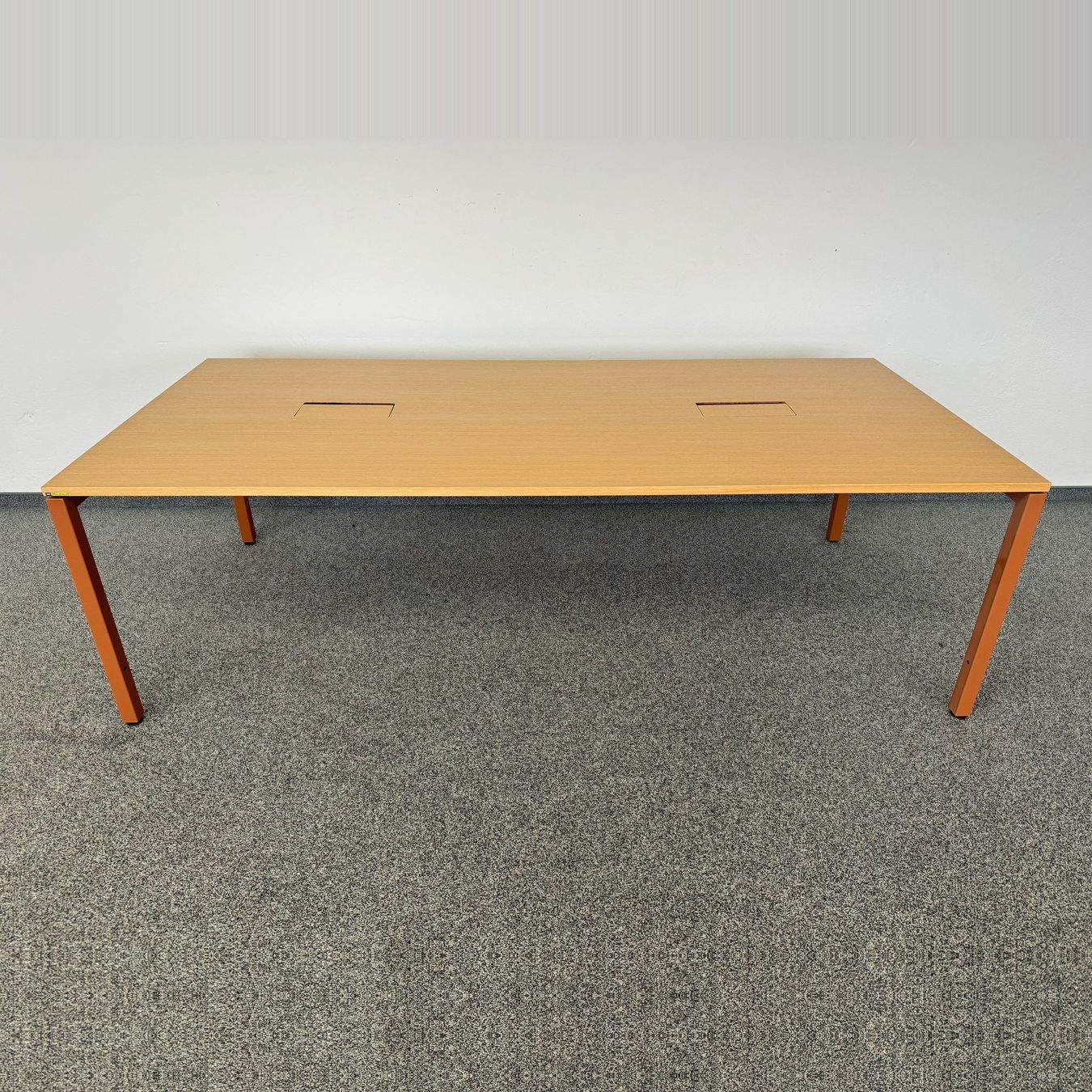 Lista Tavoli: Lista Office LO Motion Sitzungstisch 2200x1000 mm - Eiche – Usato da Schönenwerd venduto da mcofficeshop