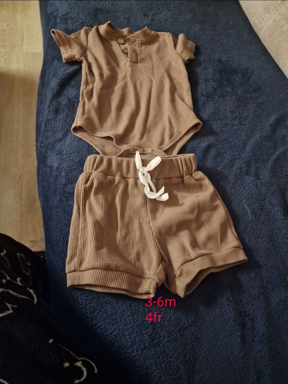 Lotti & Set di vestiti: baby kleider – Usato da Muttenz venduto da mil_q5wt 7
