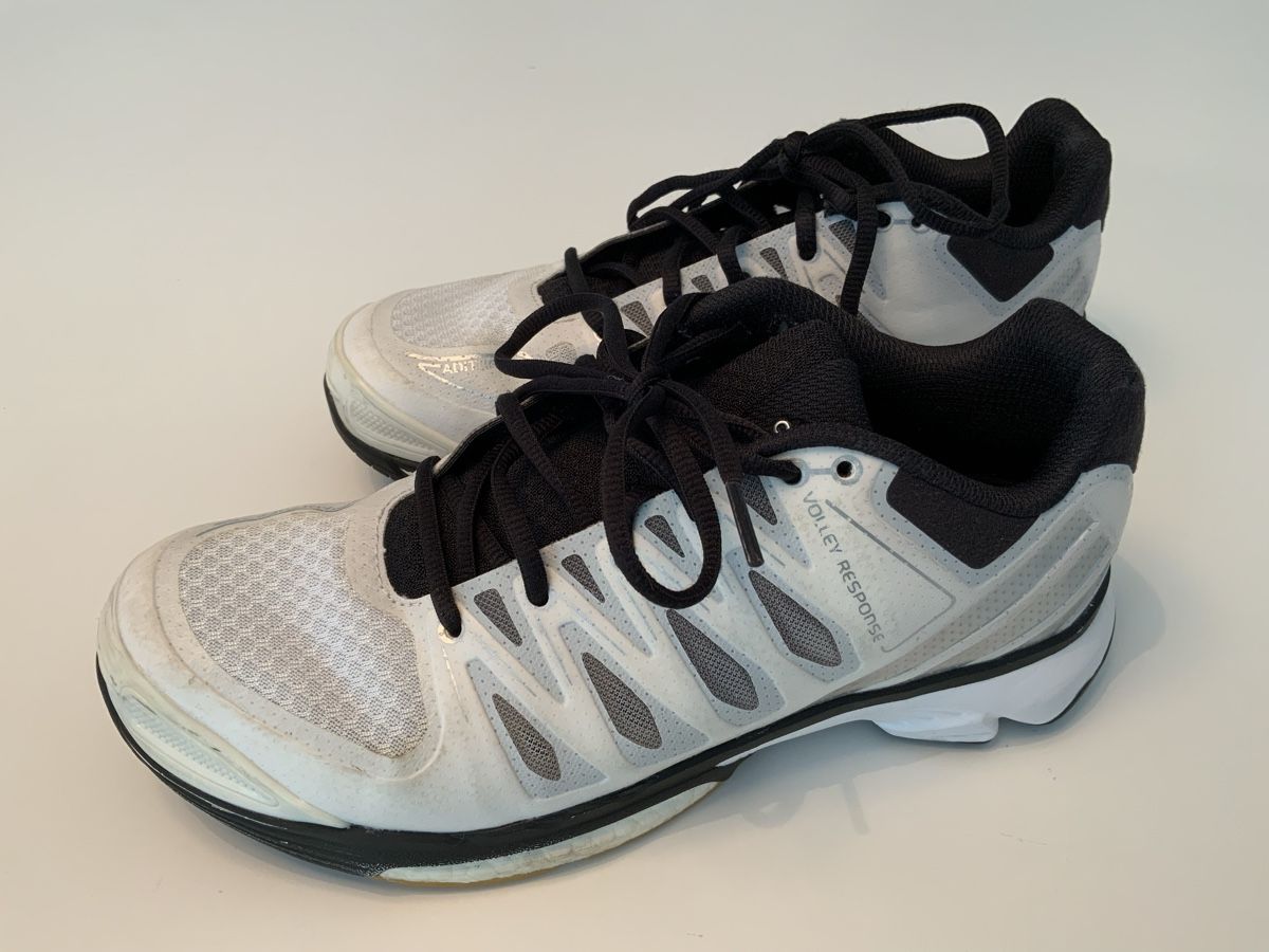 Adidas Herrenschuhe: Hallenschuh, ADIDAS, VOLLEY RESPONSE, Unisex – Gebraucht aus Stäfa von sylla73 1