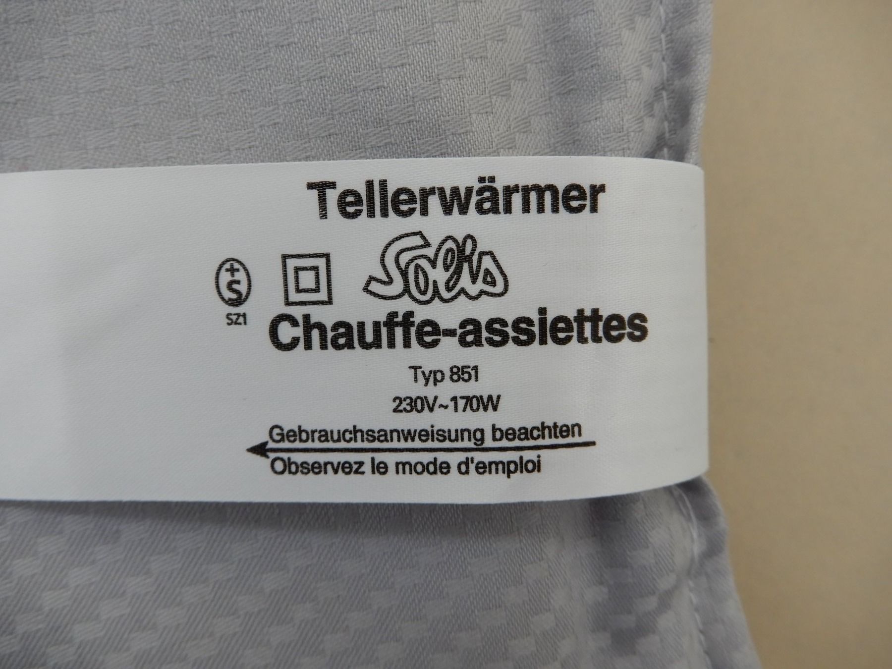 Solis Küchengeräte: Qualitäts Tellerwärmer Solis Typ 851, grau – Gebraucht aus Burgdorf von Liss 3