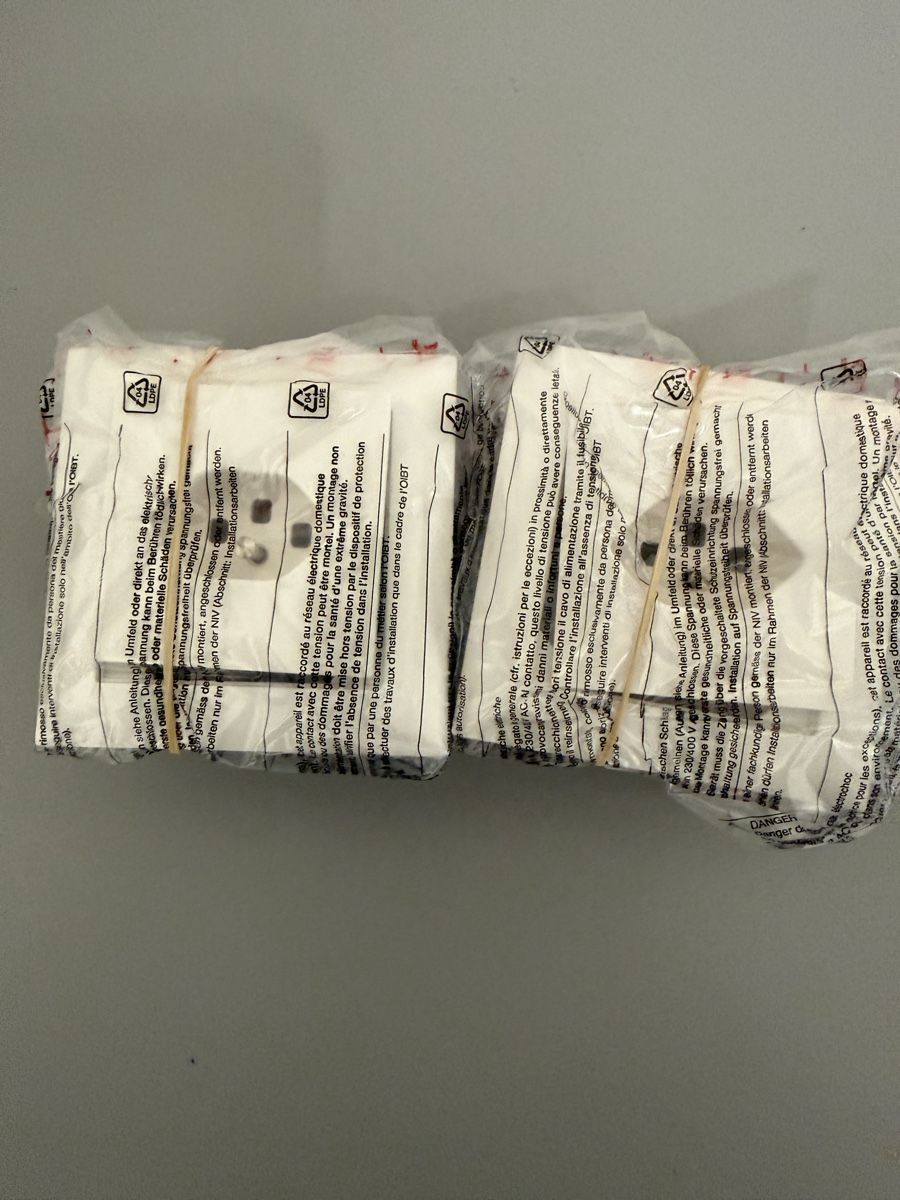Feller Stecker: 2x steckdose T23 Feller  – Neu und originalverpackt aus Zürich von papaplatte