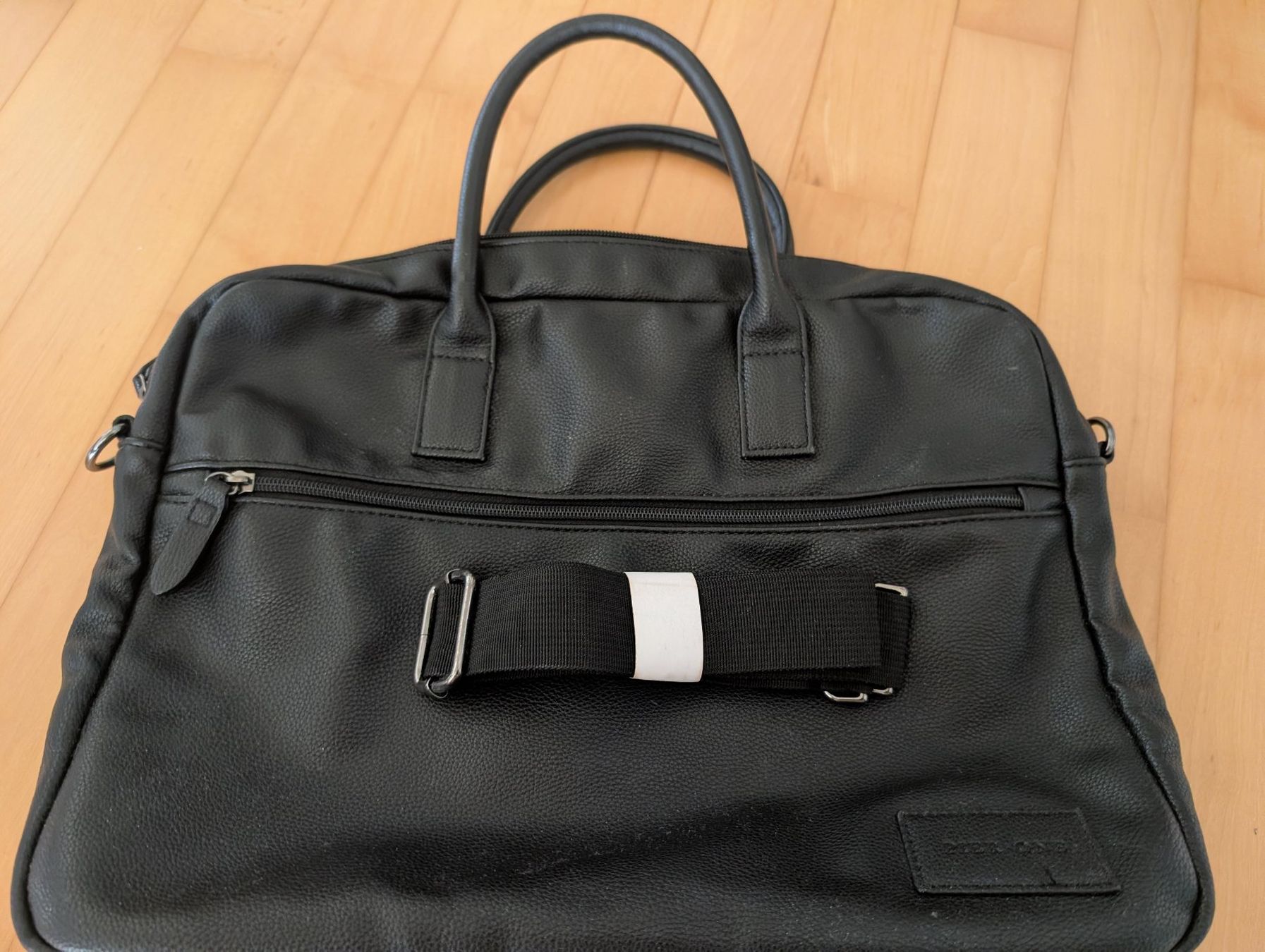 Taschen: Pier One Kunstledertasche – Gebraucht aus Stans von Magas 2