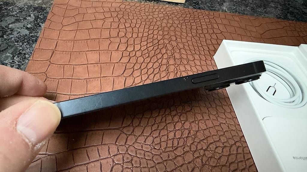 Telefoni cellulari / Smartphones: iPhone 14  – Usato da Gettnau venduto da Vibe20 1