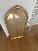 Gebrauchter Spiegel mit Goldrahmen - Zeitlos schön!