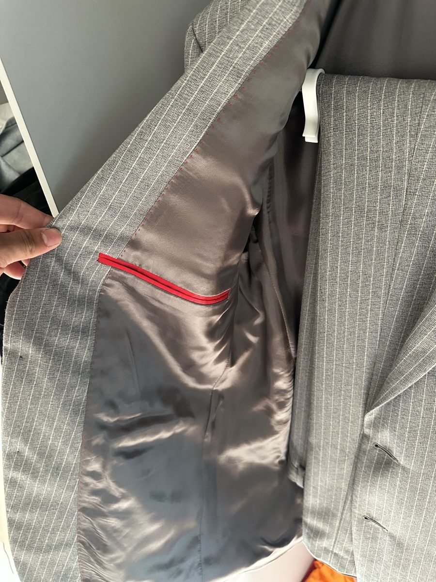 Hugo Boss Completi: Hugo Boss Anzug Grau Weiss gestreift – Nuovo (secondo la descrizione) da Adlikon b.Regensdf venduto da sil_5gp9 2