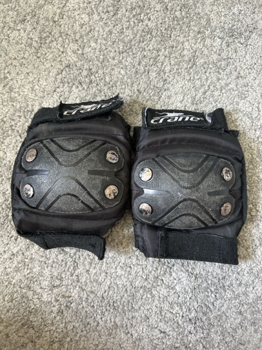 Protezioni & Imbottiture: Crane knee protection, size M, skateboarding, rollerblade! – Usato da Herrliberg venduto da S.Renner