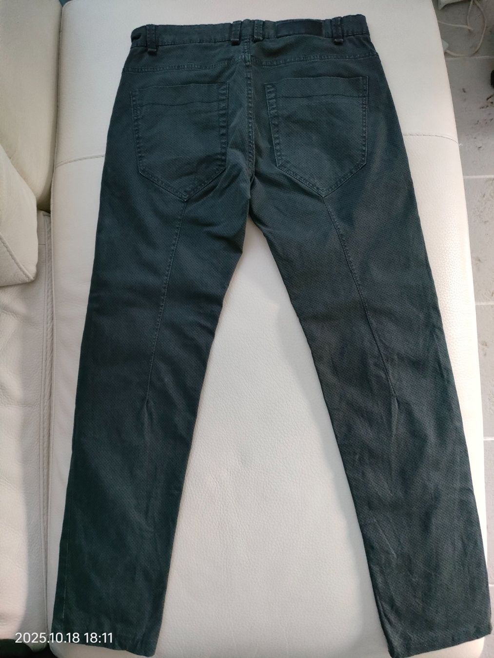 Pantaloni: Herren Hose Slim Fit – Usato da Binningen venduto da cg12 1
