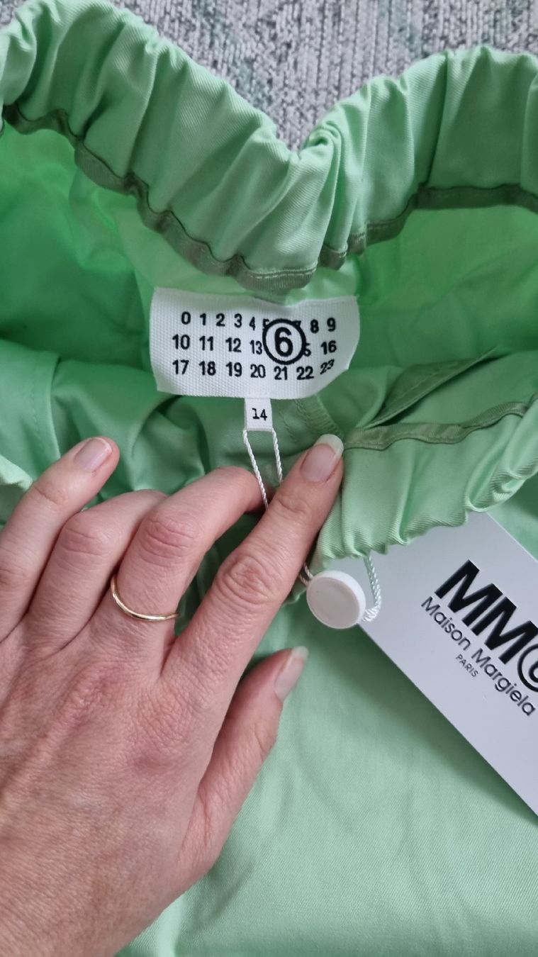 Maison Margiela Pantaloni: Ballonhose lime hellgrün 164 MM6  – Nuovo e nell'imballaggio originale da Bad Zurzach venduto da Mfritzli 2