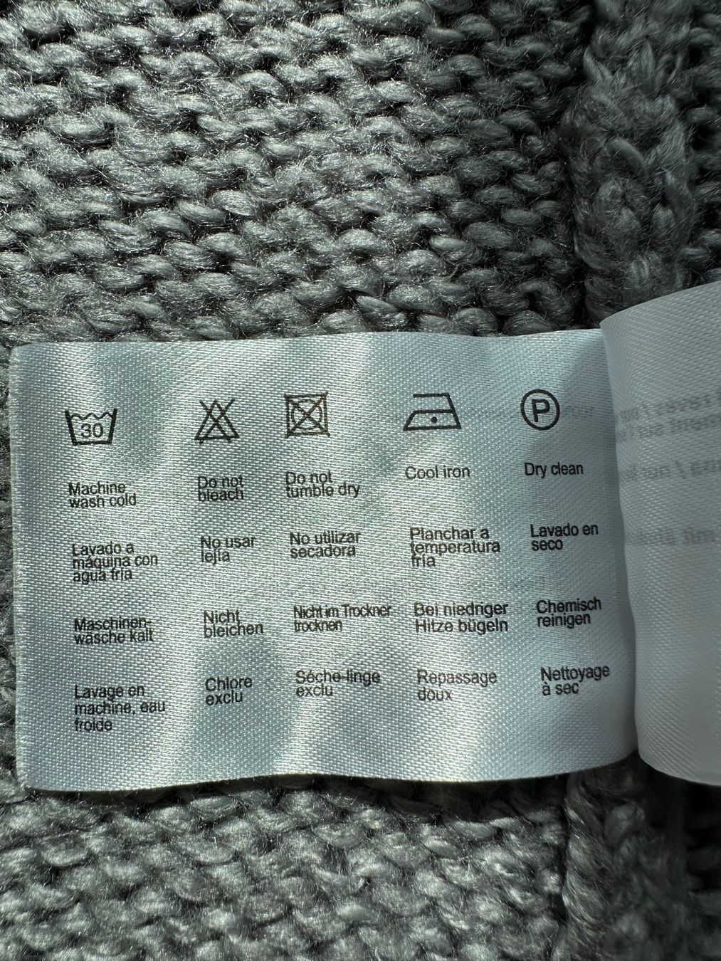 Esprit Giacche: Strickjacke – Usato da Luzern venduto da nad_nf8f 2