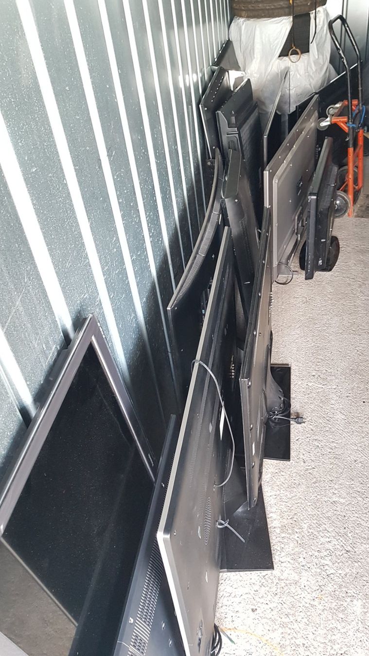 Samsung Televisori: 20 x TV verschiedene marken. – Usato da Biel / bienne venduto da Sarouch9 1