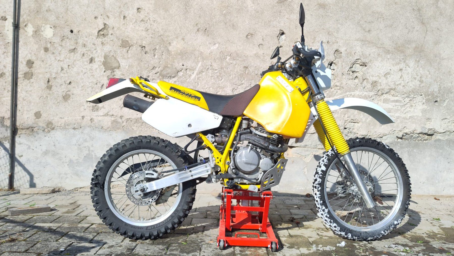 Suzuki Enduro: DR 350 S – Usato da Uster venduto da Nils_1066 1