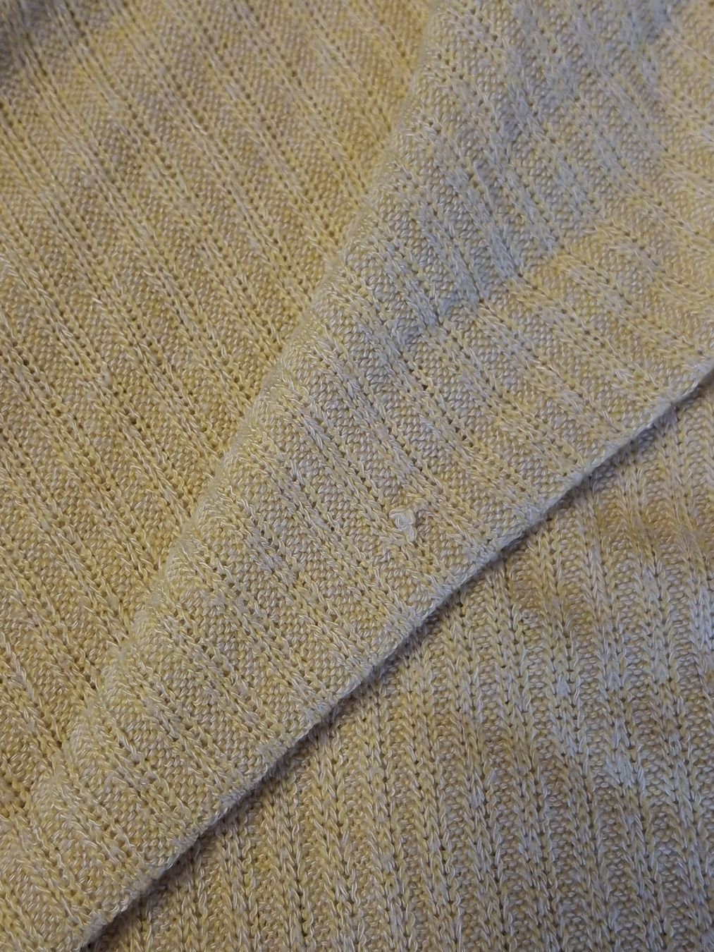 Pullover & Sweatshirts: Pull léger jaune pastel taille S marque Chicorée – Gebraucht aus Villiers von san_jn5w 4