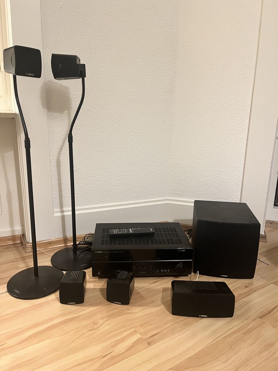 Yamaha Home cinéma: Yamaha 5.1 surround sound system  – Défectueux à Zürich par 1873 1