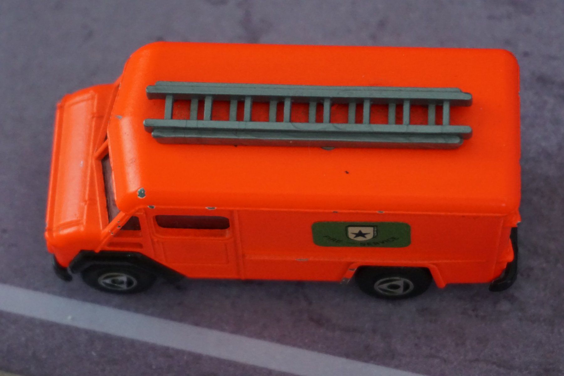 Modellini d'auto: EFSi Commer Van Feuerwehr COOL !!!!!!!! – Usato da Reiden venduto da Doppeldecker69 4