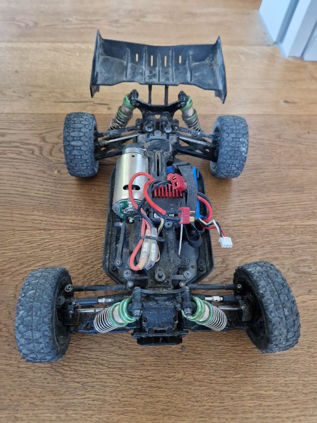 RC Modellbau: DF-Models B06 EVOLUTION Buggy 2.4GHz - 1:14 - RTR – Gebraucht aus Lanzenhäusern von robertl16 2