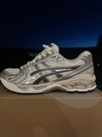 Asics Gel Kayano 14 White / Graphite Grey