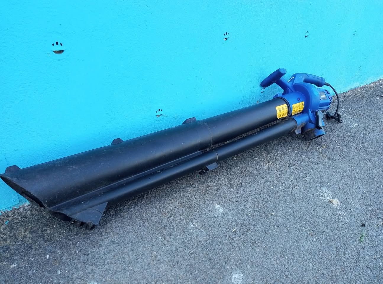 Einhell Soffiatori & Aspiratori per foglie: Aspirateur souffleur – Usato da Bienne venduto da Daniel_Schader