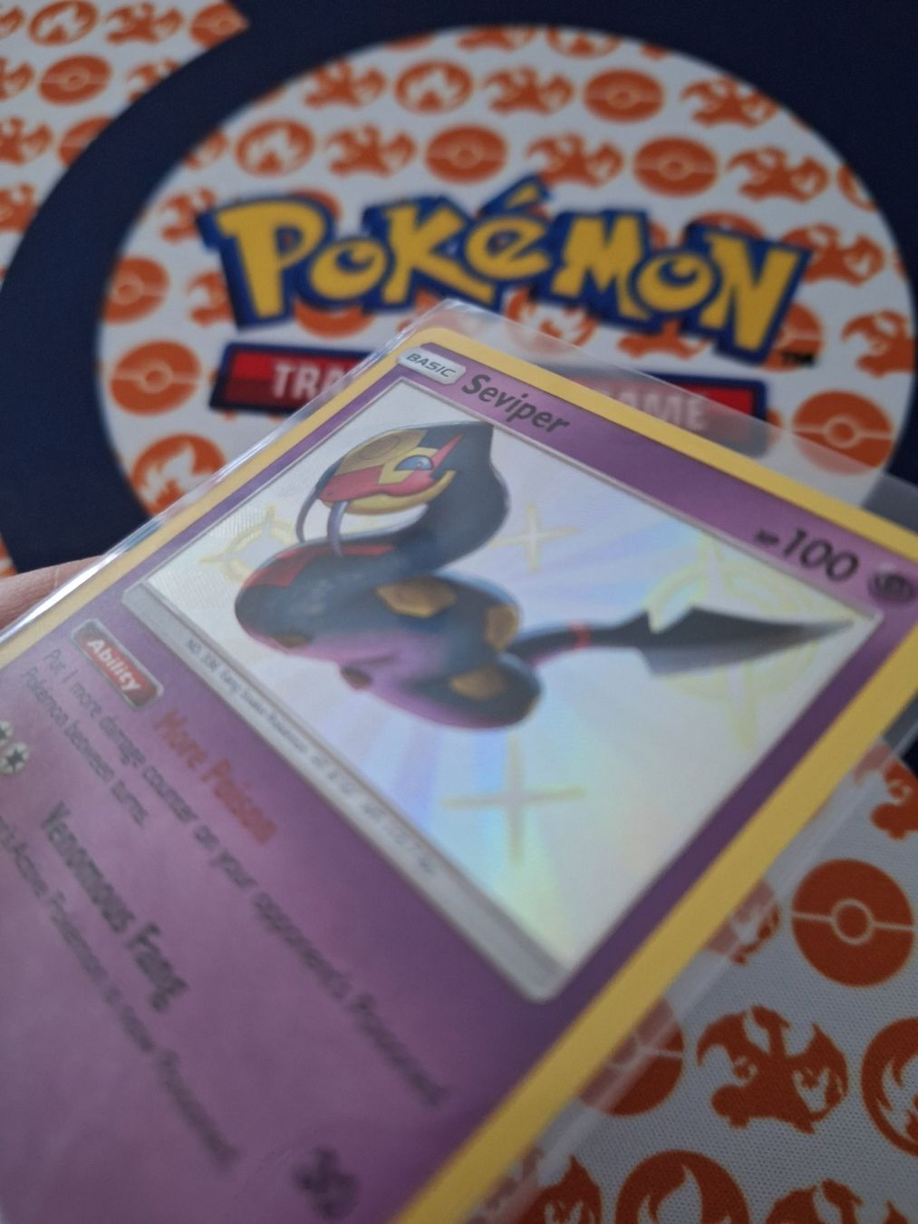 Pokémon Carte collezionabili: Pokemon Seviper Shiny Hidden Fates – Usato da Gossau SG venduto da worklifebalance 2