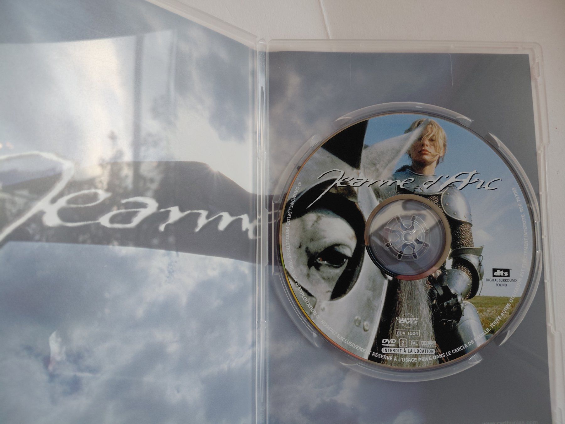 Tutti i DVDs: JEANNE D'ARC – Usato da Denges venduto da Hellboy10 3