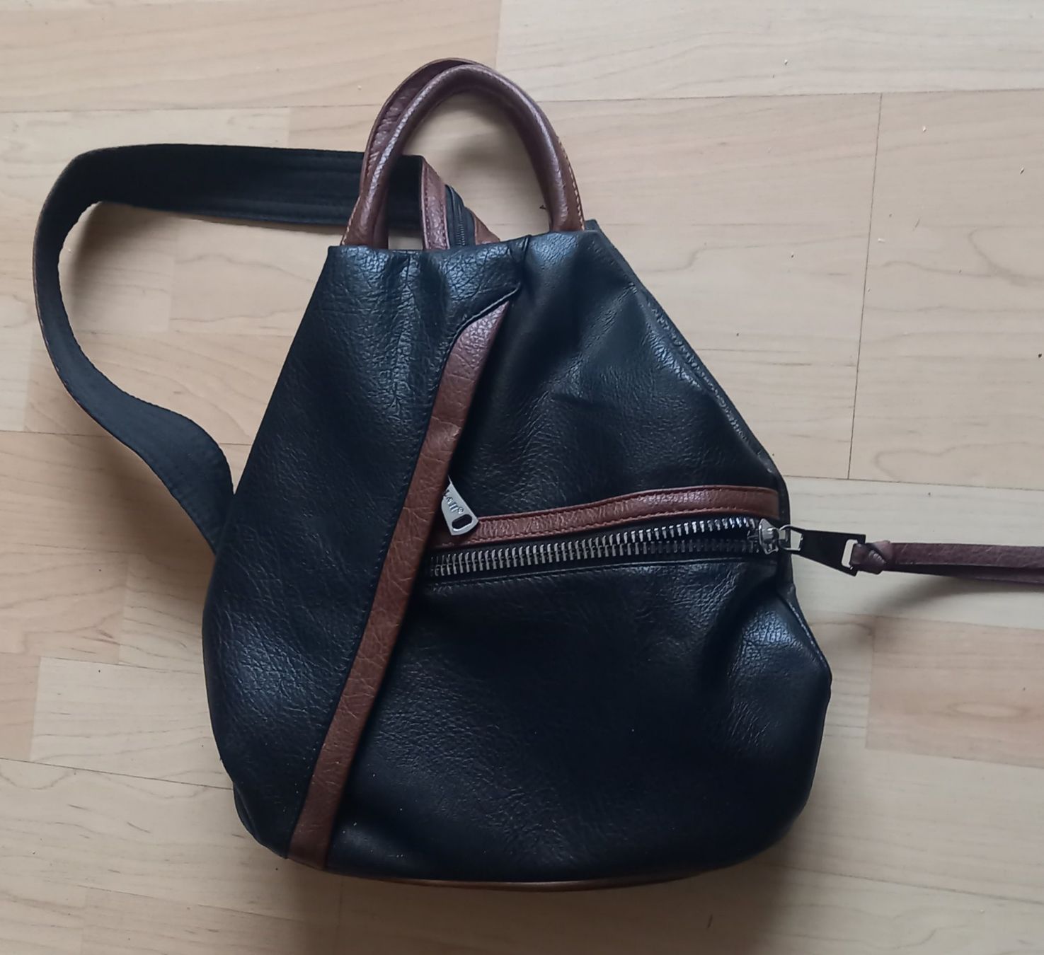 Sacs à dos: Handtasche / Rucksäckli – D'occasion à Thun par Erti5 2