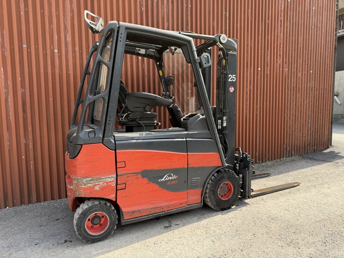 Linde Carrelli elevatori e a forche: Linde E20/600 – Usato da Buchs SG venduto da werk96 3