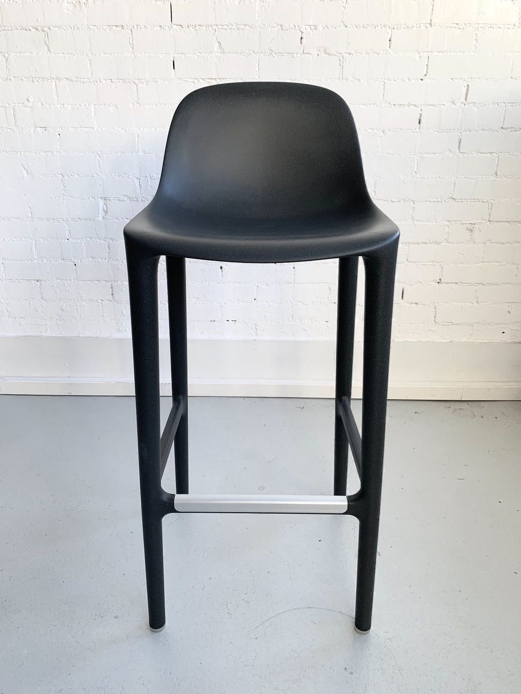Sgabelli: Barhocker Broom von Philippe Starck – Nuovo (secondo la descrizione) da Bern venduto da Fraeuleinhonig 3