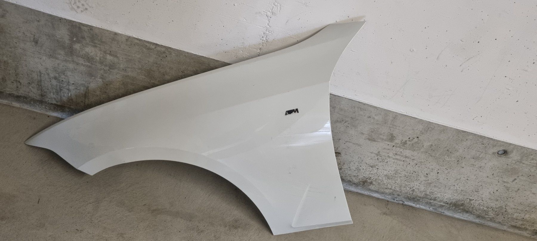BMW Tutti pezzi di ricambio auto: Ersatzteile bmw serie3 – Usato da Aesch ZH venduto da ber_xw56 4