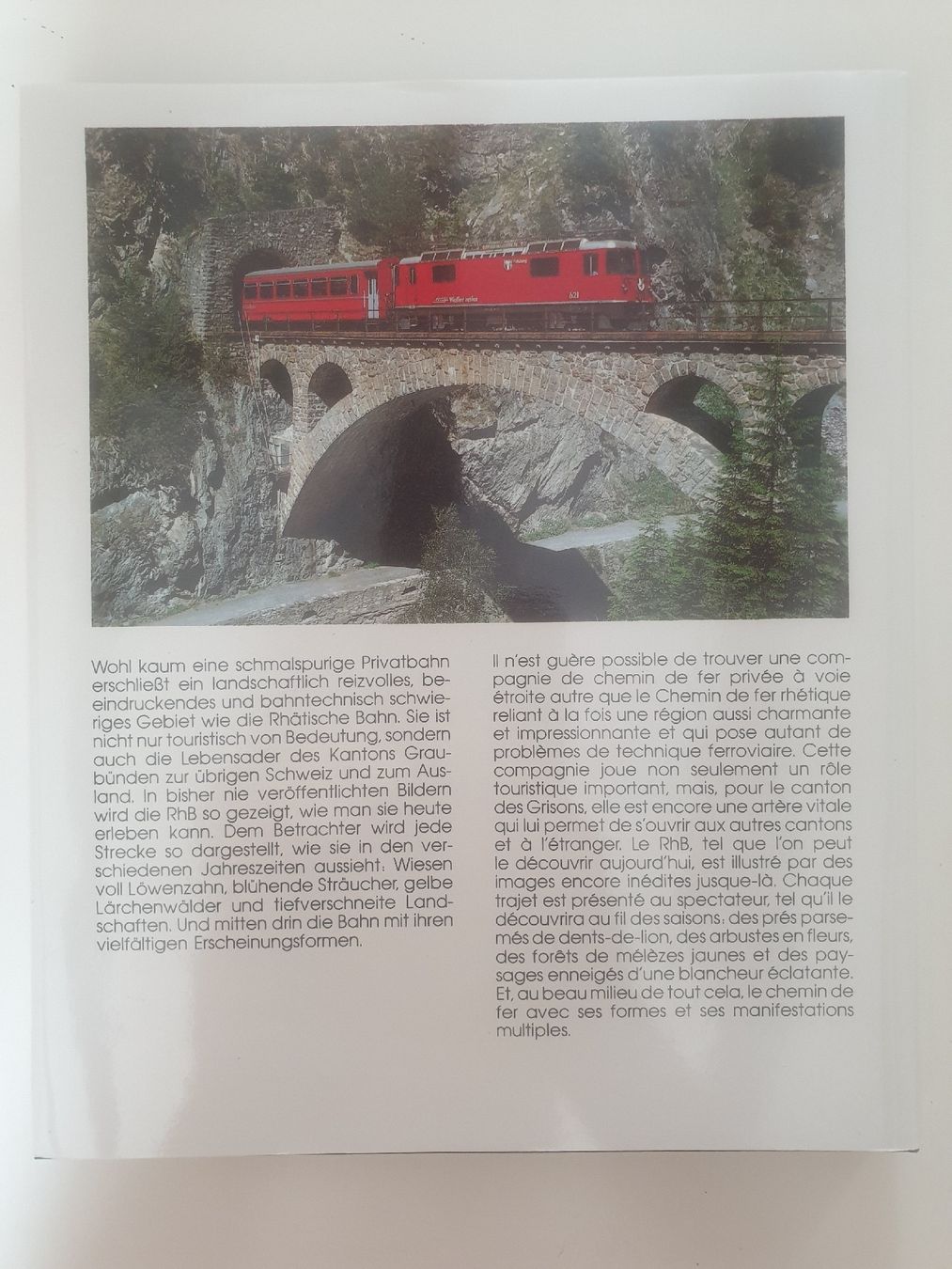 Libri: Rhätische Bahn - Le Chemin de fer rhétique, Bruno Hitz – Nuovo (secondo la descrizione) da Moutier venduto da 2CC2.3402 1
