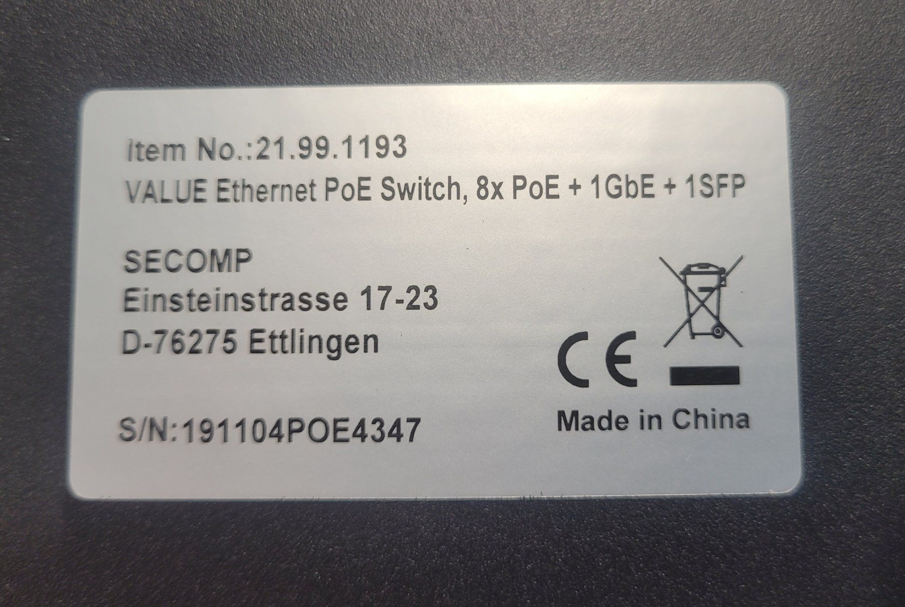 Hub & Switch: VALUE  PoE gigabit ethernet switch, 8+2 uplink ports – Nuovo e nell'imballaggio originale da Tägertschi venduto da 9__Saeru__9 2