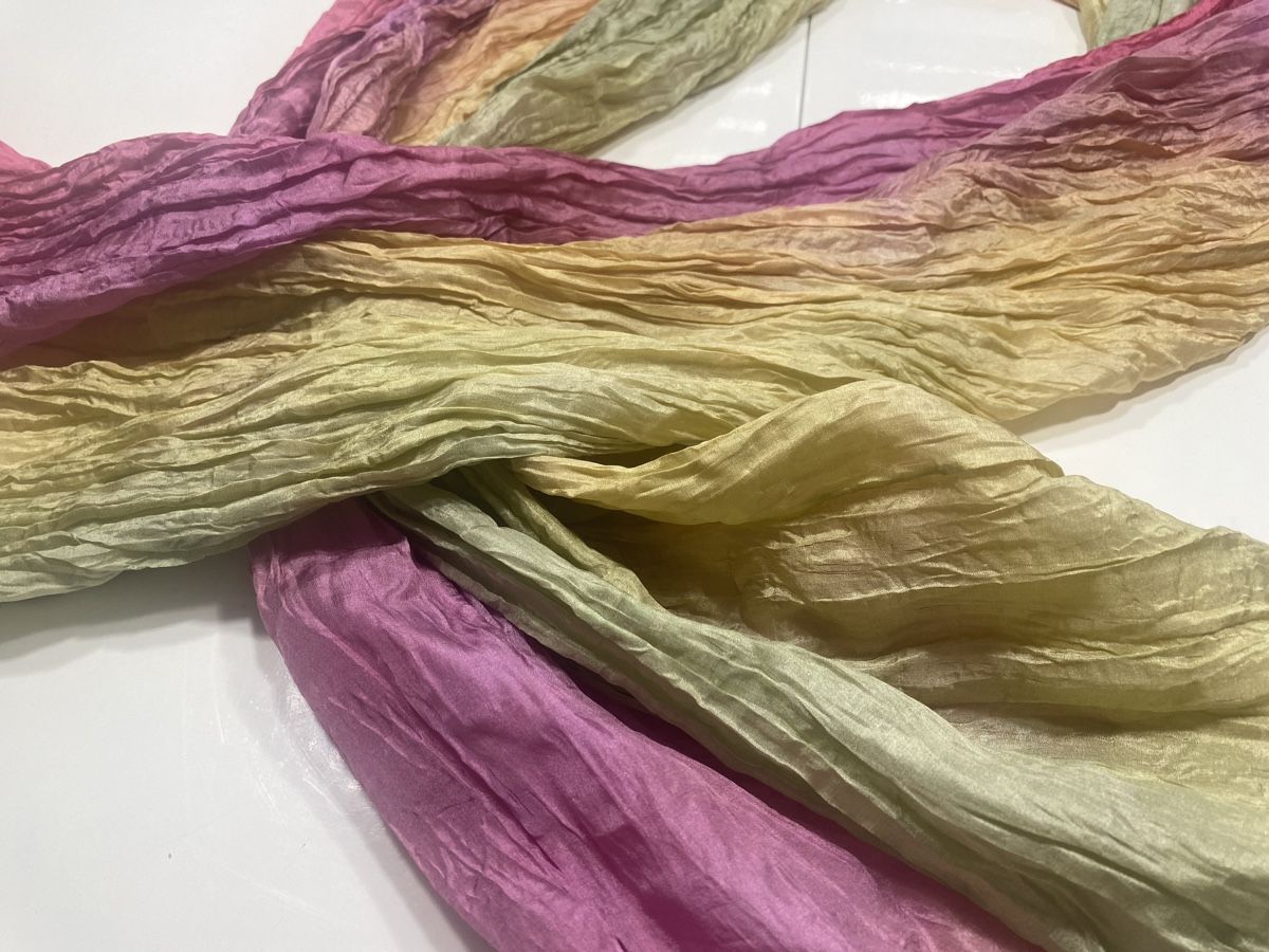 Foulard & Sciarpe: Seiden Schal 🌸 – Usato da Opfikon venduto da Luis144 2