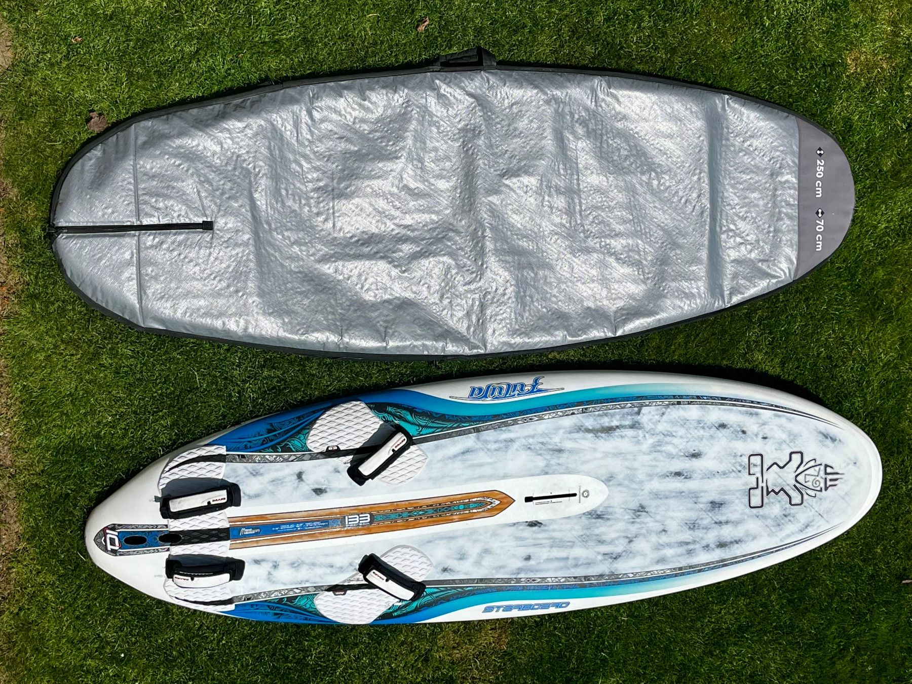 Tavole da surf e di nuoto: Windsurfbrett Starboard 133 Liter inkl. Boardbag – Usato da Hausen am Albis venduto da ahuber01