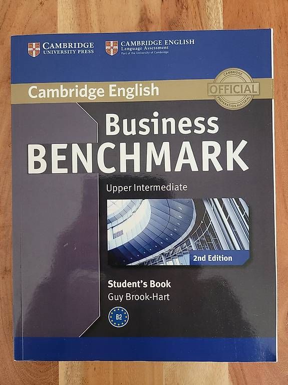 Libri: Business Englisch Benchmark, 2nd Edition – Nuovo e nell'imballaggio originale da Liebefeld venduto da S.Chiara