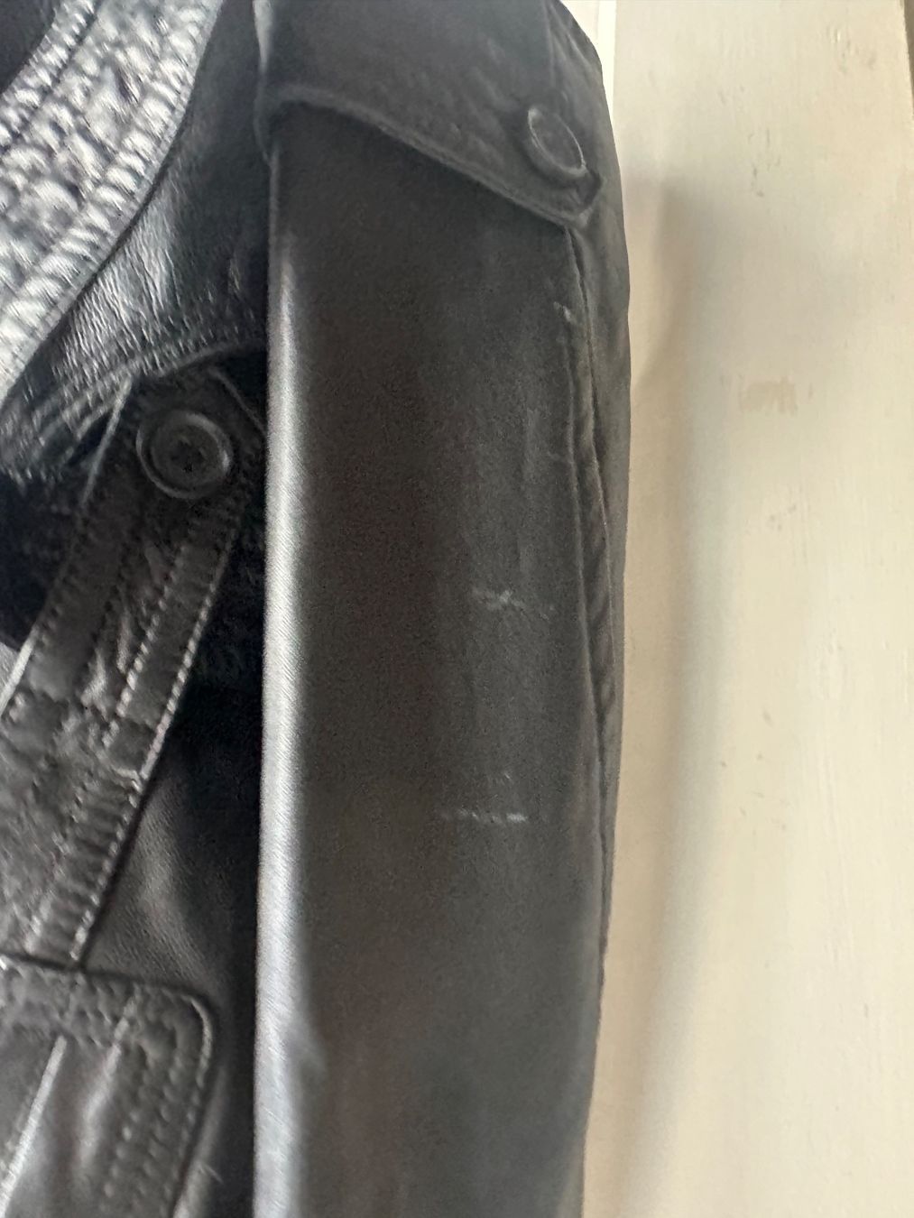 Jacken: Schwarze Lederjacke, Größe M – Gebraucht aus Basel von AglajaM 3