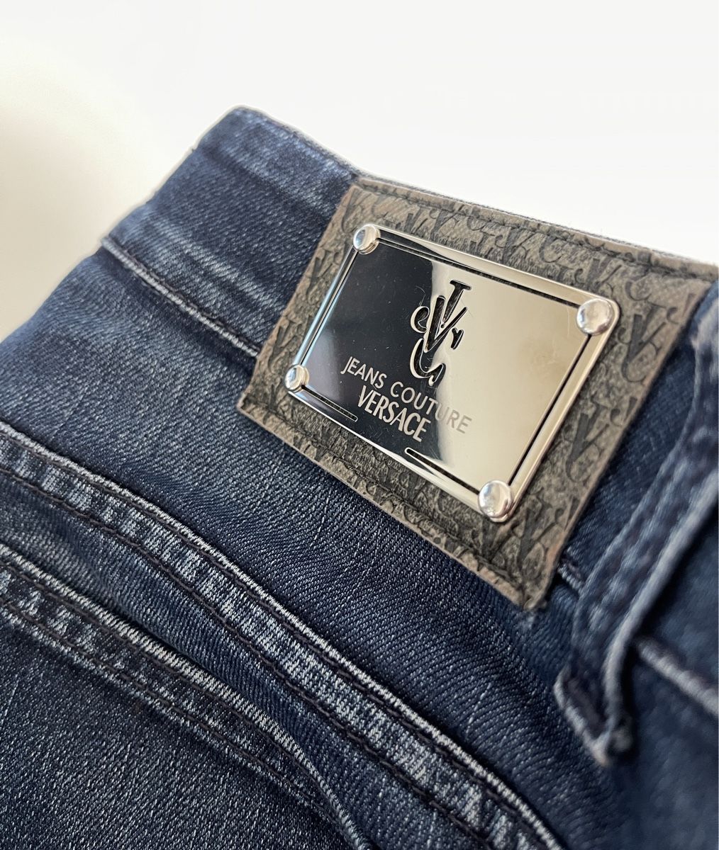 Versace Jeans: JEANS COUTURE VERSACE DESIGNER DENIM GR. 31 – Gebraucht aus Zürich von Recode.Fashion 3