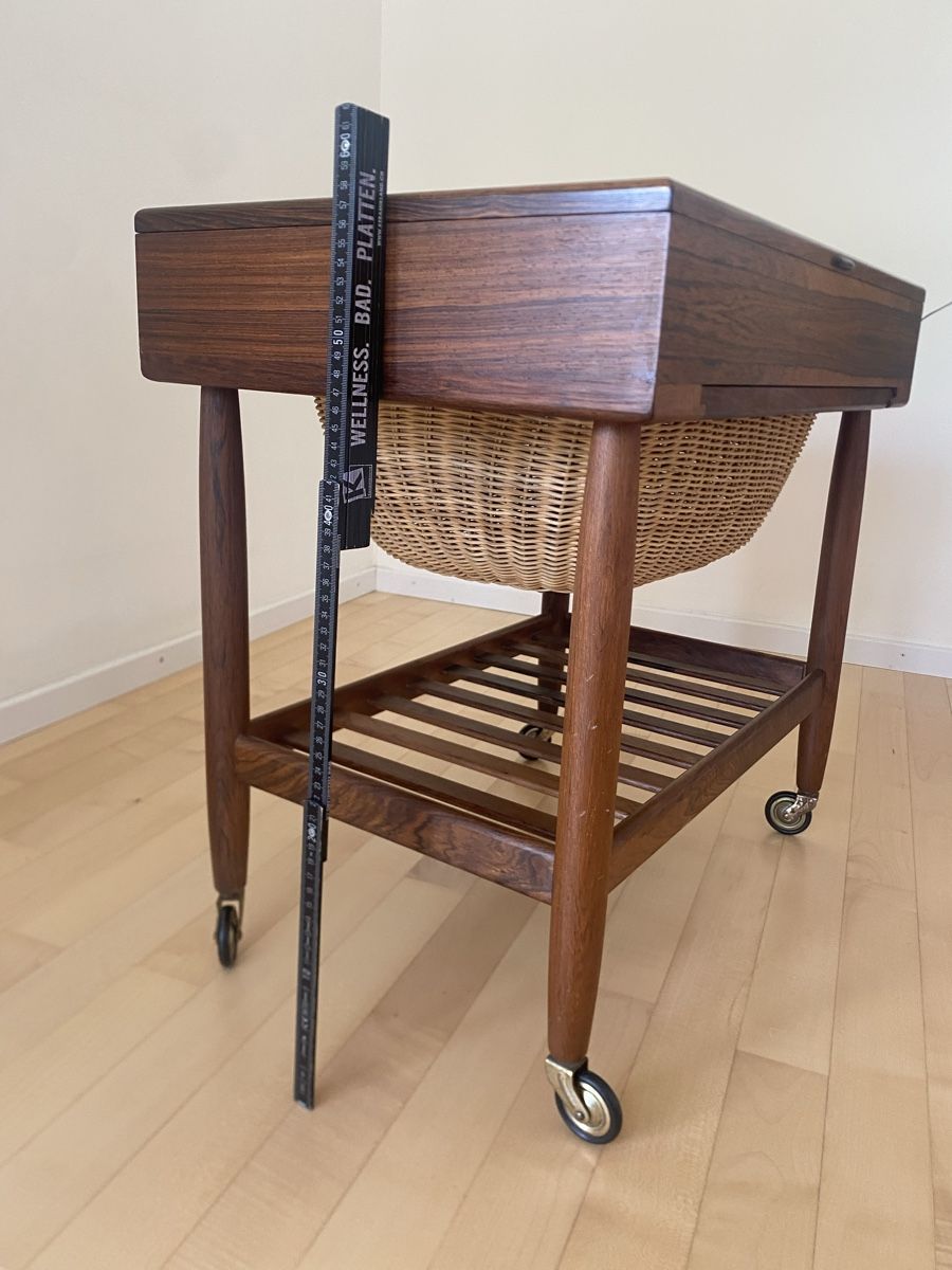 Korpus: Nähschrank auf Rollen - vintage  – Gebraucht aus Walchwil von Cooper2010 3