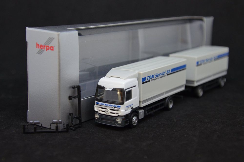 Herpa MB Actros L '08 Pritschen-Planen-HZ TDM Servizi