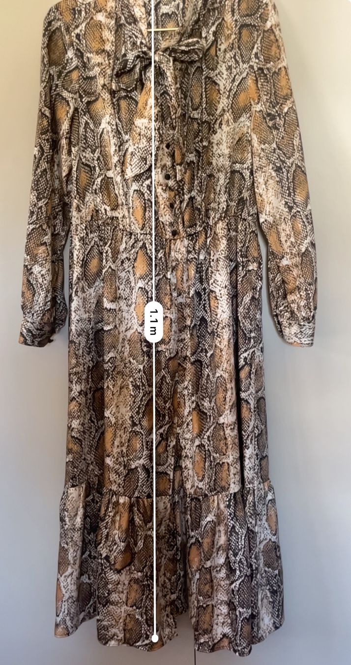Zara Vestiti: Zara Kleid mit Schlangenmuster, Grösse M – Usato da Zuoz venduto da CelineLK 2