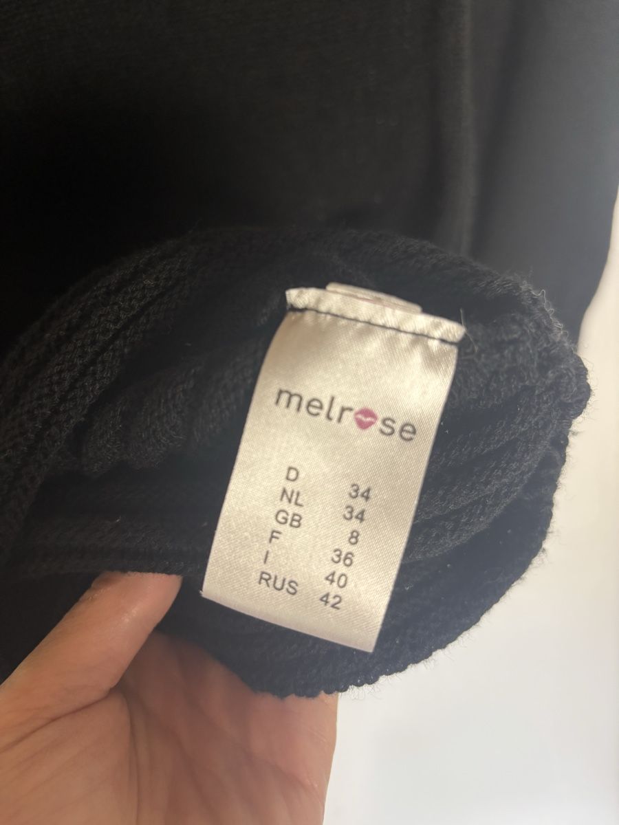 Vestiti: Melrose 2000s knit dress – Usato da Leissigen venduto da lamooniade 4
