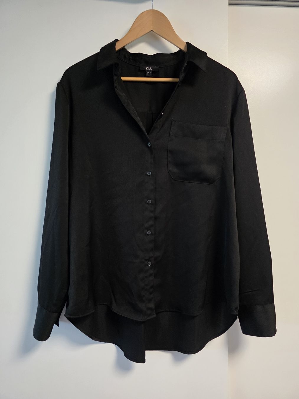 C&A Blusen: Bluse C&A schwarz Grösse 46  – Neu und originalverpackt aus Volketswil von mic_27b5