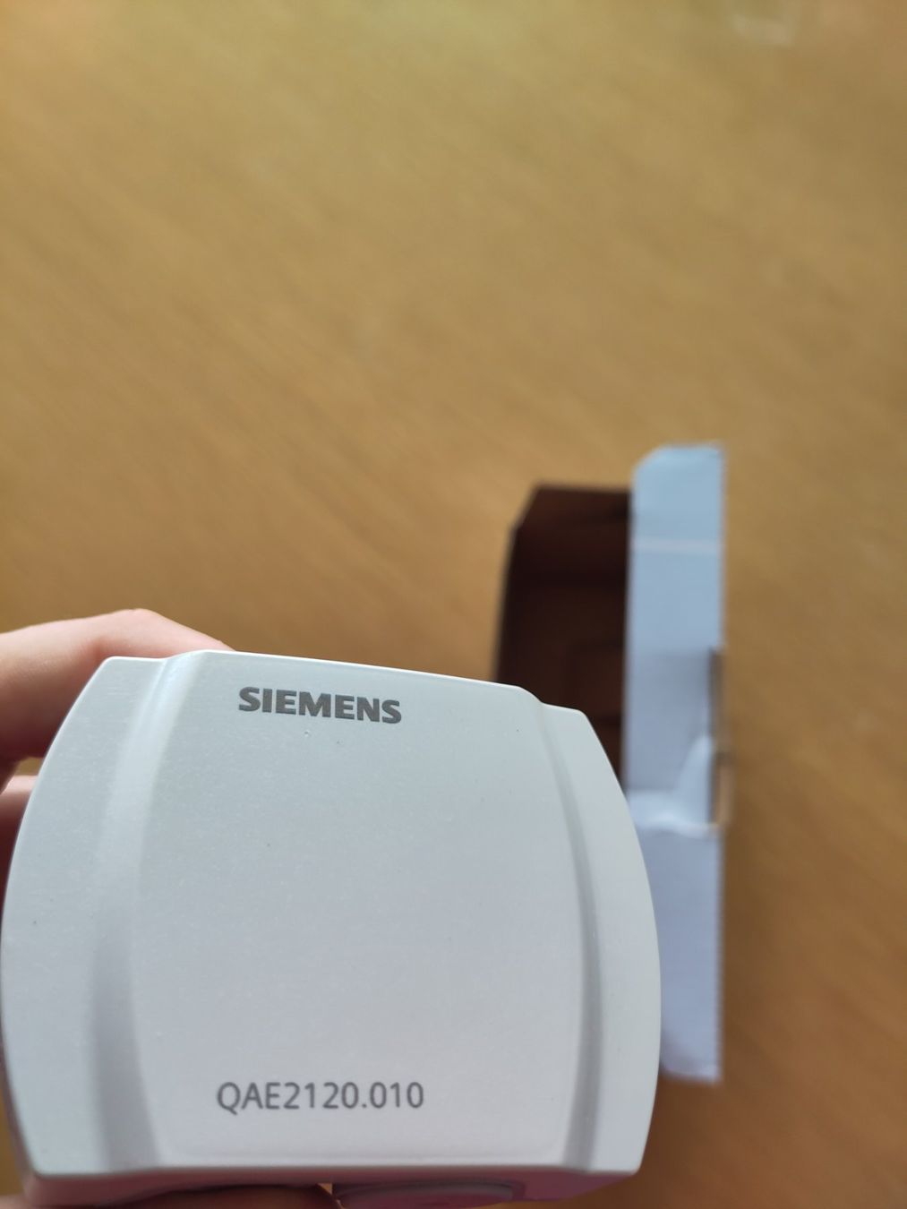 Componenti elettronici: Siemens QAE2120.010 – Usato da Cham venduto da QS-Service 2