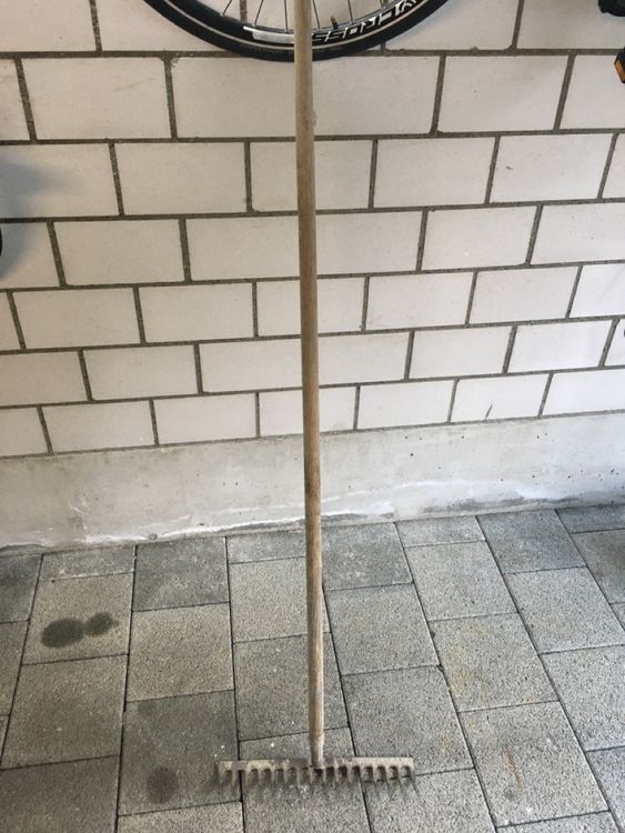 Rechen (Gebraucht) in Fischenthal für CHF 5 – nur Abholung auf Ricardo ...