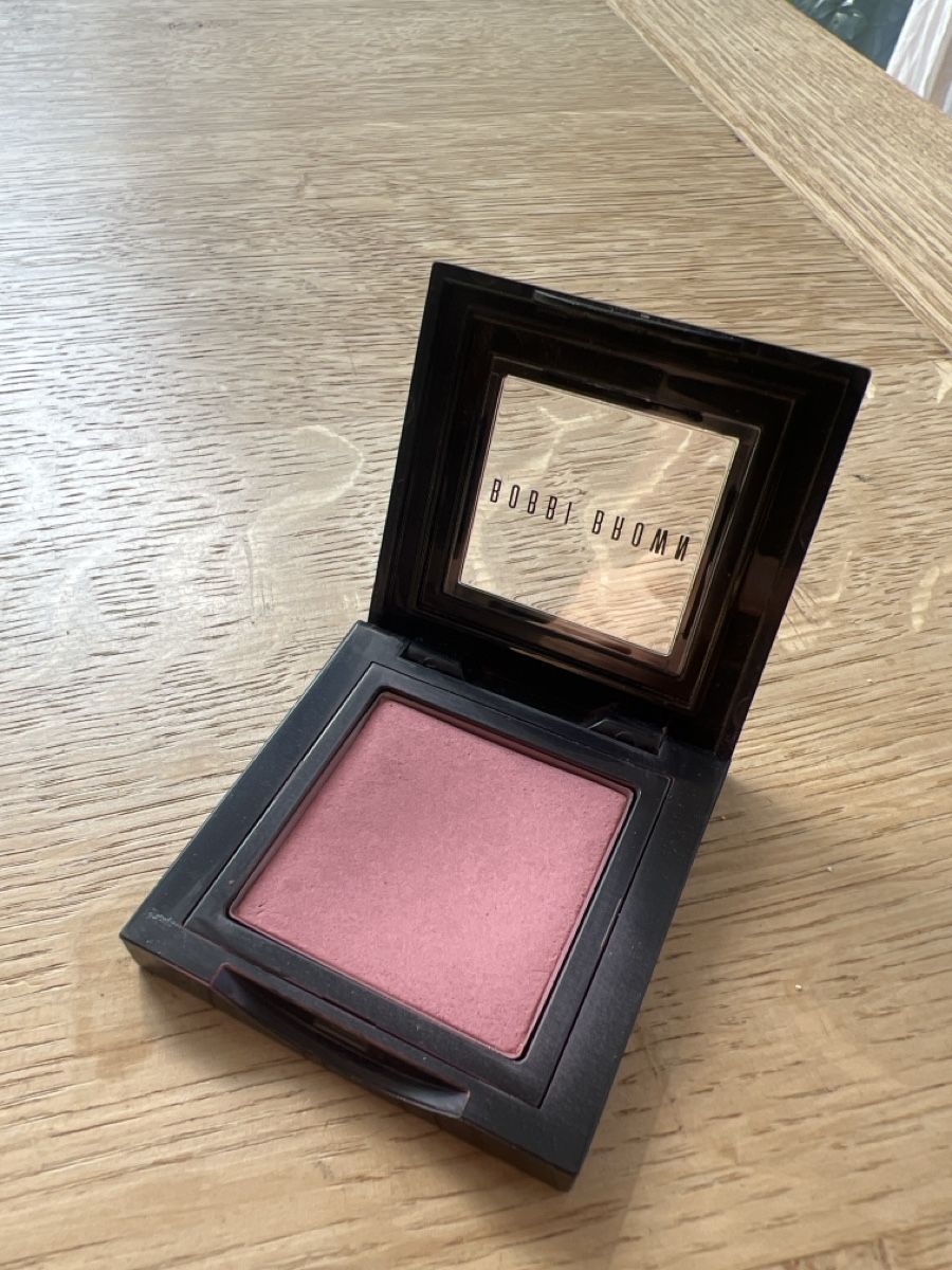 Make-up: Bobbi Brown Nectar Matte Blush neu – Usato da Wynigen venduto da saranemi