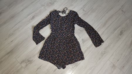 Bershka Playsuit/Jumpsuit, Blumenmuster, Gr. S, Top Zustand!
