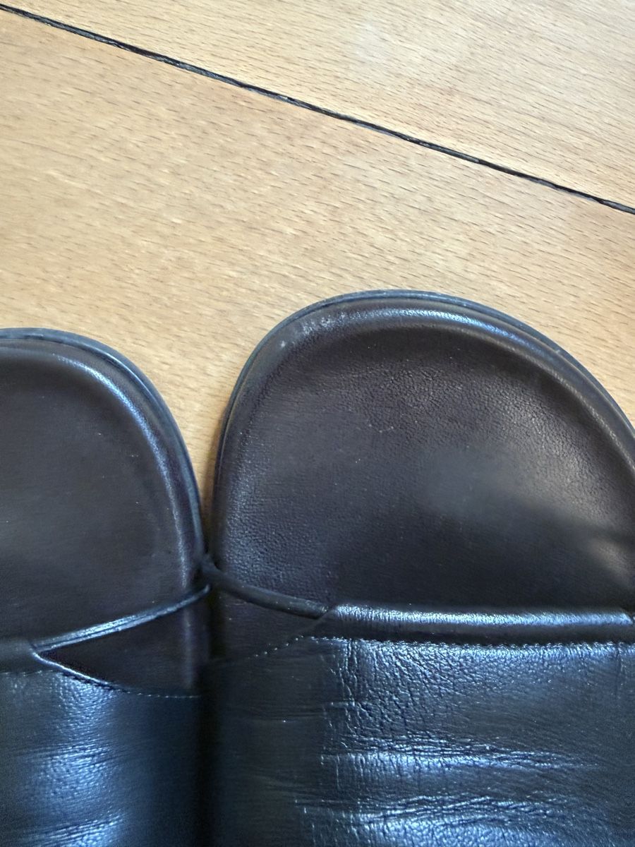 The Row Scarpe da donna: The Row Vivienne Leather Slides – Usato da Teufen AR venduto da nicmat 4