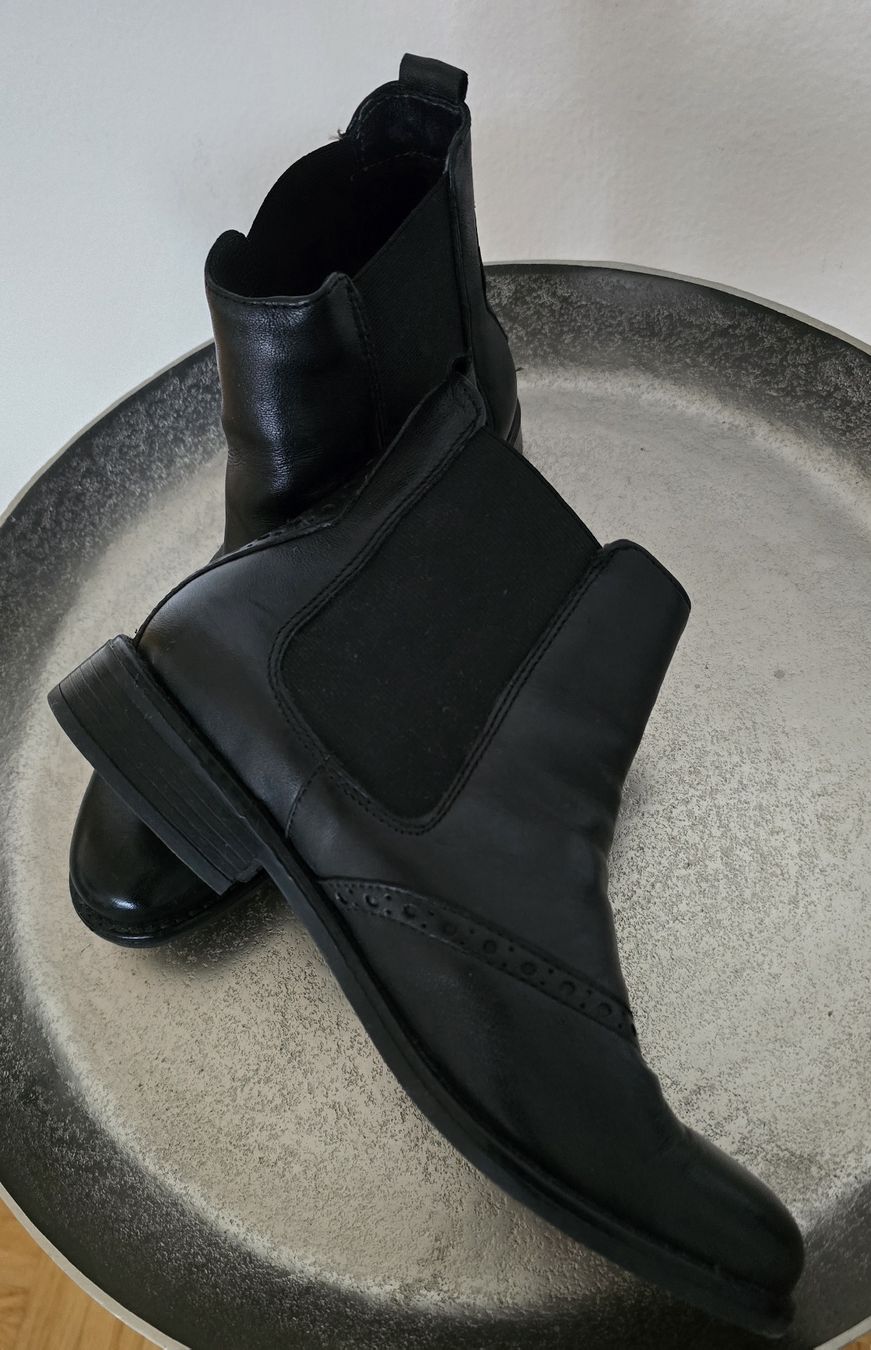 Damenschuhe: Leder Stiefeletten Gr. 40 – Neu (gemäss Beschreibung) aus Sursee von M_Z 1