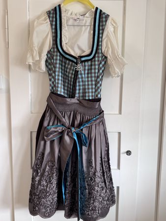 Dirndl Marke Country Line, Gr.34/36, NEU