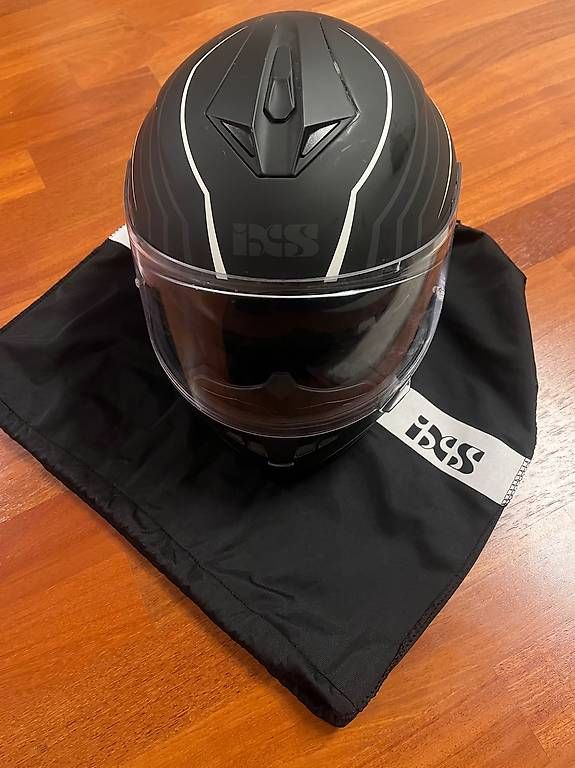 IXS Caschi & visiere: Motorradhelm – Usato da Dübendorf venduto da mae_twv5