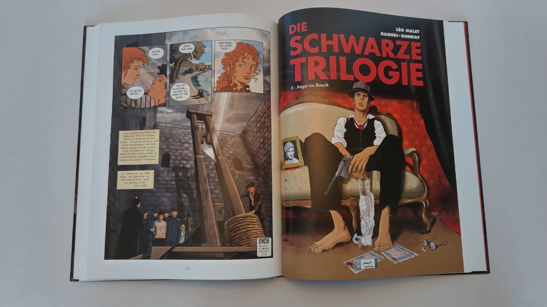Fumetti: Die Schwarze Trilogie - Comic / Gesamtausgabe Hardcover 2009 – Usato da Bellach venduto da JingleJerry 4
