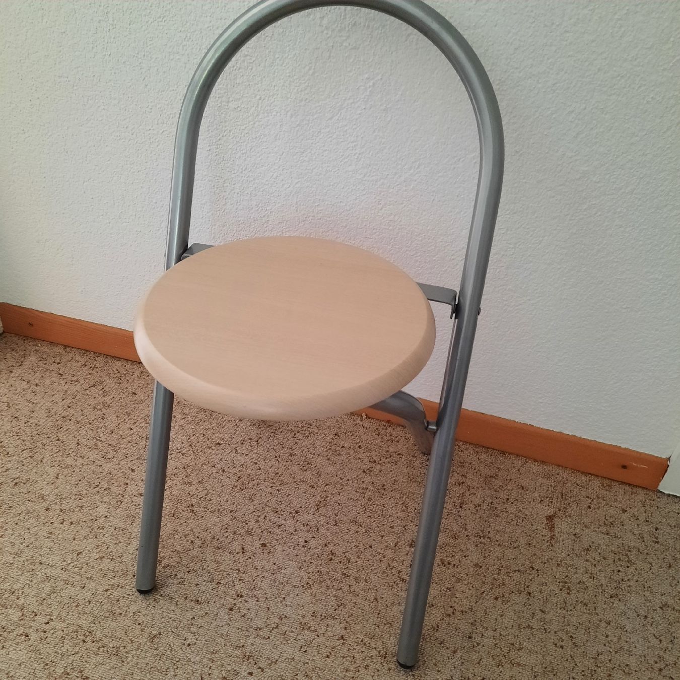 Sgabelli: Klapphocker rund hell, 2 Stk – Usato da olten venduto da Laterne50 2